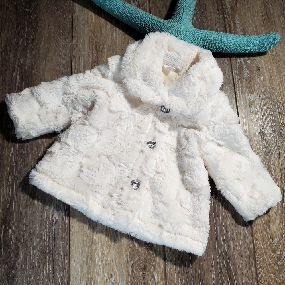 EUC White (Bone) Faux Fur baby Jacket With heart Jewel Buttons Size 0-3M